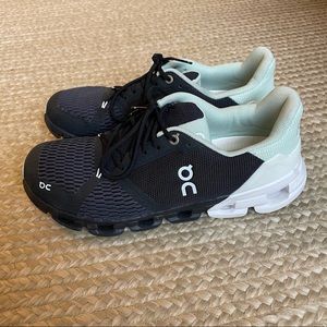 On Cloud-flyer Running Shoes